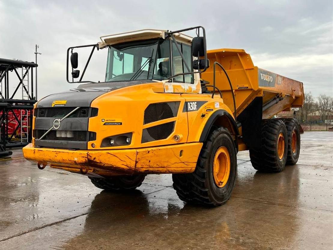 Самосвал VOLVO A30 в аренду Нижнекамске круглосуточно - низкая цена